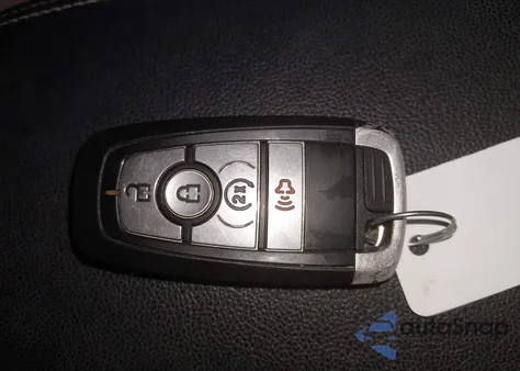 2021 Ford Escape Se z USA, uszkodzony, nr VIN 1FMCU9G67MUA63624